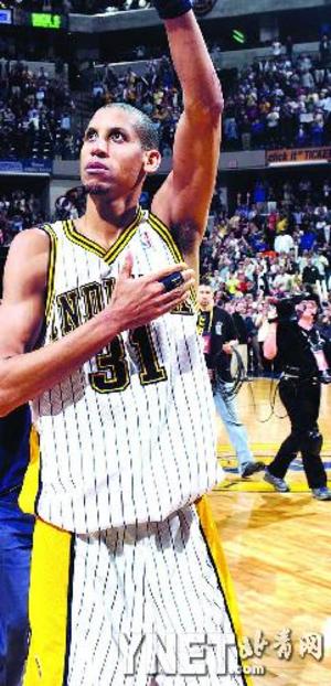 一个在上赛 一个在上赛