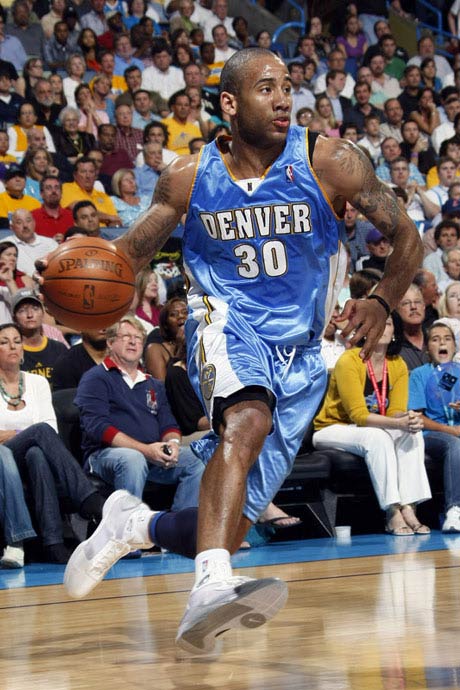 位出色的球 位出色的球